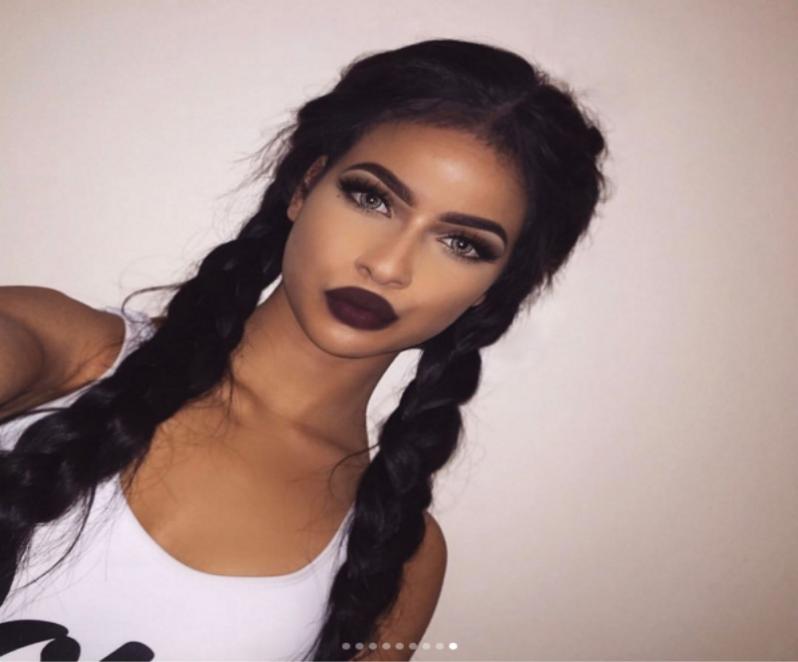 Chemical fiber front lace wig women halfhand hook stylish black long straight hair big braids jaundice fish bone braids4939189
Chemical fiber front lace wig women halfhand hook stylish black long straight hair big braids jaundice fish bone braids4939189