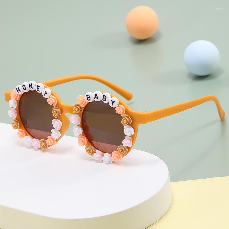Sunglasses Children's Letter Cute Round Frame Baby Sun Glasses Flower Decor Kids UV400 Protection Outdoor Eyewear
Sunglasses Children's Letter Cute Round Frame Baby Sun Glasses Flower Decor Kids UV400 Protection Outdoor Eyewear