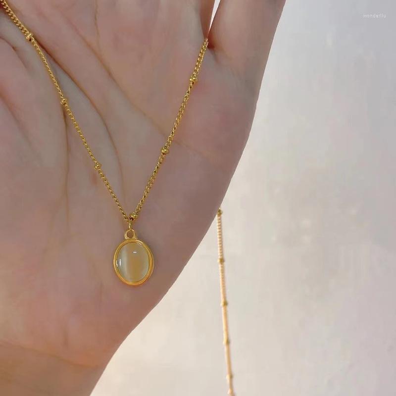 Pendant Necklaces Gold Plated Retro Opal Necklace For Women Fashion Charm Luxury Oval Clavicle Chain Jewelry Temperament Accessories
Pendant Necklaces Gold Plated Retro Opal Necklace For Women Fashion Charm Luxury Oval Clavicle Chain Jewelry Temperament Accessories