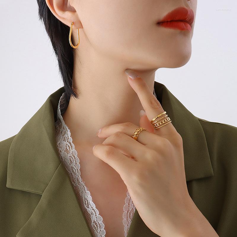 Hoop Earrings Personalized Embossed U-Shaped Ear Clip Titanium Steel 18K Gold Plating Ins Style For Women European And American Stree
Hoop Earrings Personalized Embossed U-Shaped Ear Clip Titanium Steel 18K Gold Plating Ins Style For Women European And American Stree