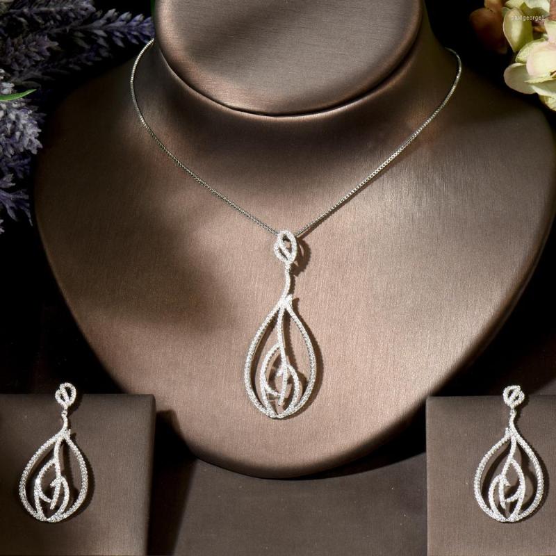 Necklace Earrings Set Fashion Sparkly CZ Bride For Women White Gold Color Leaf Earring Bridal Jewelry Bijoux Femme N-1891, Picture shown
Necklace Earrings Set Fashion Sparkly CZ Bride For Women White Gold Color Leaf Earring Bridal Jewelry Bijoux Femme N-1891, Picture shown