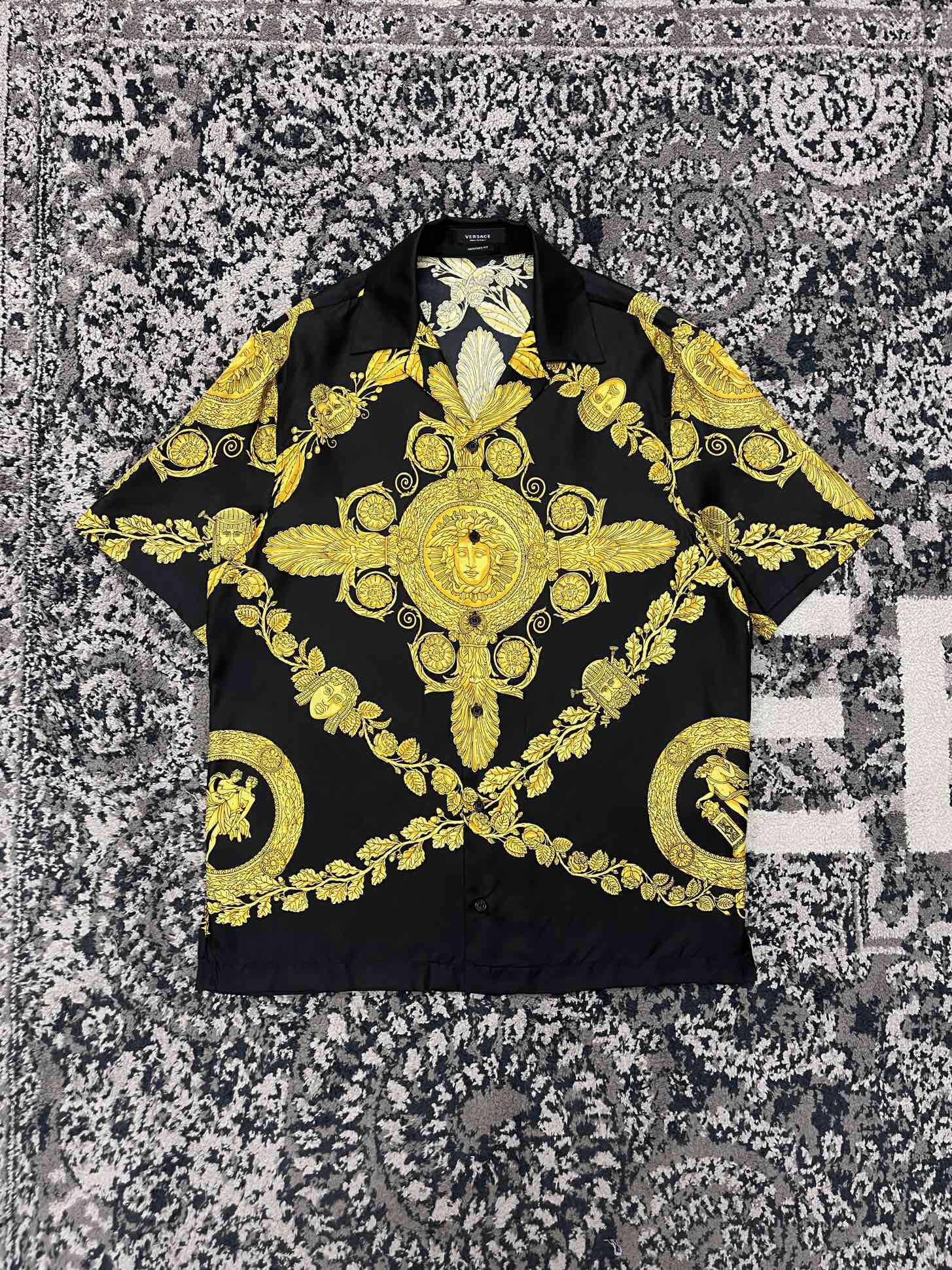 2023 summer new arrival mens designer luxury beautiful color shirts - US SIZE shirts - high quality mens designer button short sleeve shirts, Multi
2023 summer new arrival mens designer luxury beautiful color shirts - US SIZE shirts - high quality mens designer button short sleeve shirts, Multi