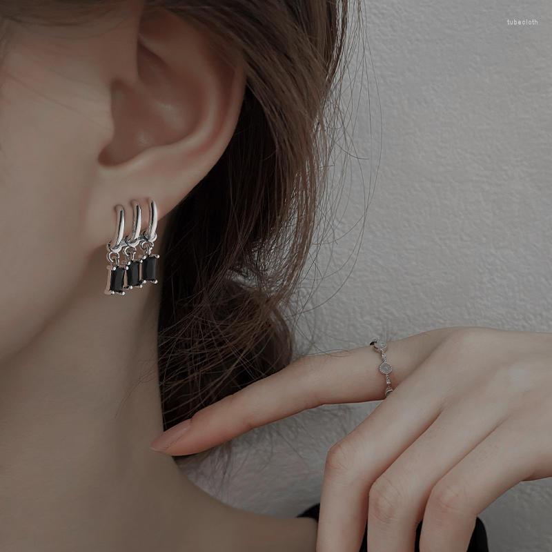 Stud Earrings Korean Rectangular Black Zircon Tassel Women's Gothic Geometric Jewelry Gift Accessories
Stud Earrings Korean Rectangular Black Zircon Tassel Women's Gothic Geometric Jewelry Gift Accessories