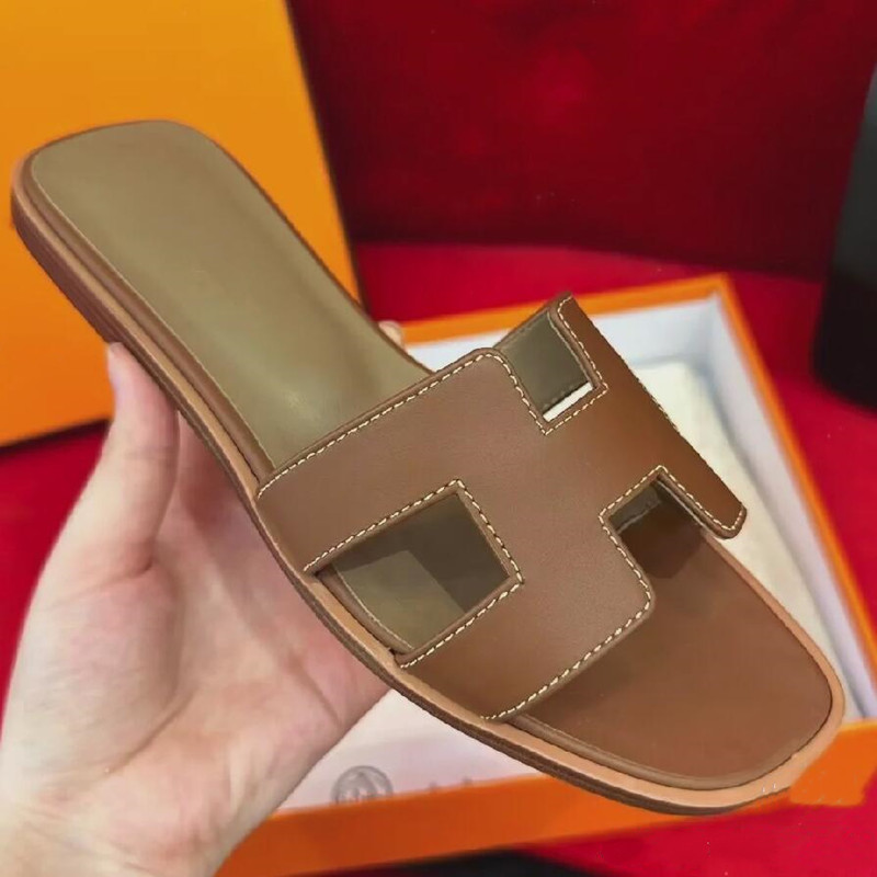 Luxury Brand Women Sandals H Letter Flat Slipper Beach Flip Flops Genuine Leather White Black Brown Solid Summer Origi Logo with Dust Bag 35-42, #27
Luxury Brand Women Sandals H Letter Flat Slipper Beach Flip Flops Genuine Leather White Black Brown Solid Summer Origi Logo with Dust Bag 35-42, #27
