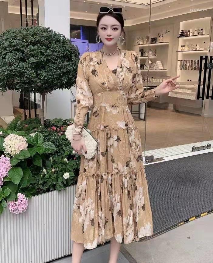 Casual Dresses XXL Long Dress 2023 Spring Summer Party Evening Women V-Neck Vintage Floral Print Pleated Sleeve Black Apricot Maxi
Casual Dresses XXL Long Dress 2023 Spring Summer Party Evening Women V-Neck Vintage Floral Print Pleated Sleeve Black Apricot Maxi