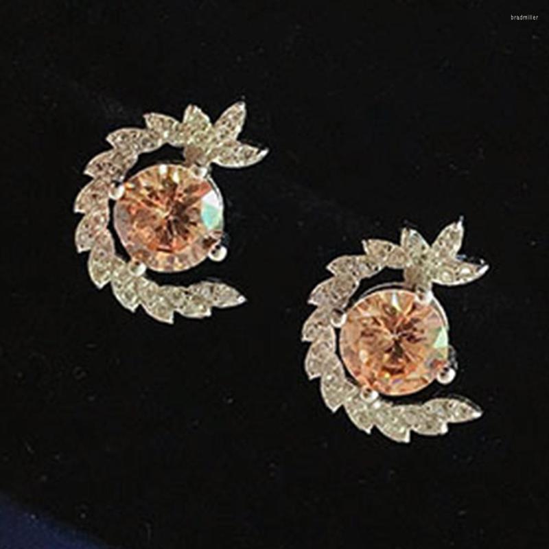 Stud Earrings Huitan Exquisite Cubic Zirconia Silver Color Fashion Design Ear Accessories For Women Daily Wedding Party Jewelry
Stud Earrings Huitan Exquisite Cubic Zirconia Silver Color Fashion Design Ear Accessories For Women Daily Wedding Party Jewelry
