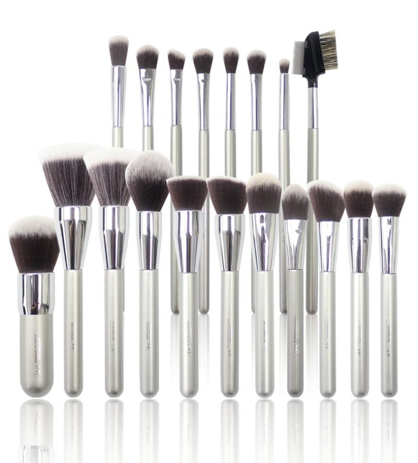 Makeup brush Heavenly Luxe COSMETICS AIRBUSH 110 108 104 106 102 101 114 115 126 127Buffing Foundation Powder Blurring Eyeshadow C2385846
Makeup brush Heavenly Luxe COSMETICS AIRBUSH 110 108 104 106 102 101 114 115 126 127Buffing Foundation Powder Blurring Eyeshadow C2385846