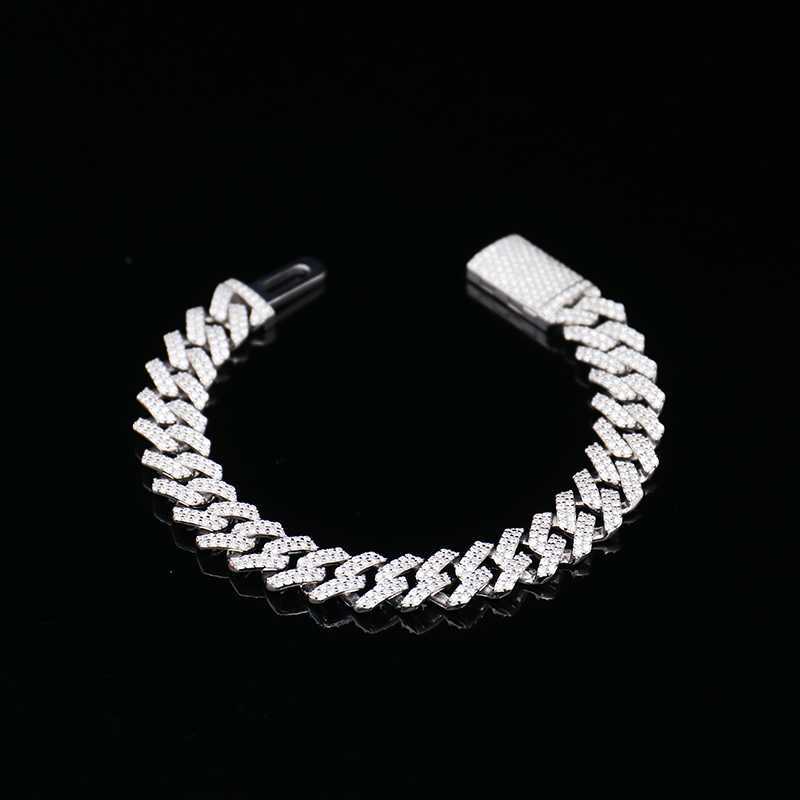 Factory Price Mens Miami Moissanite Cuban Link Bracelet Iced Out 925 Sterling Silver Hip Hop Jewelry Customized
Factory Price Mens Miami Moissanite Cuban Link Bracelet Iced Out 925 Sterling Silver Hip Hop Jewelry Customized