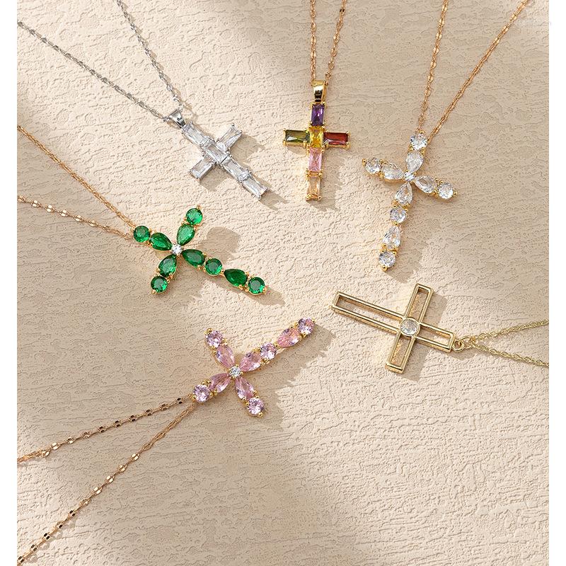 Pendant Necklaces 2023 Luxury Crystal Cross Necklace Golden Silver Color Female Gift For Men Women Drop Neck Jewelry
Pendant Necklaces 2023 Luxury Crystal Cross Necklace Golden Silver Color Female Gift For Men Women Drop Neck Jewelry