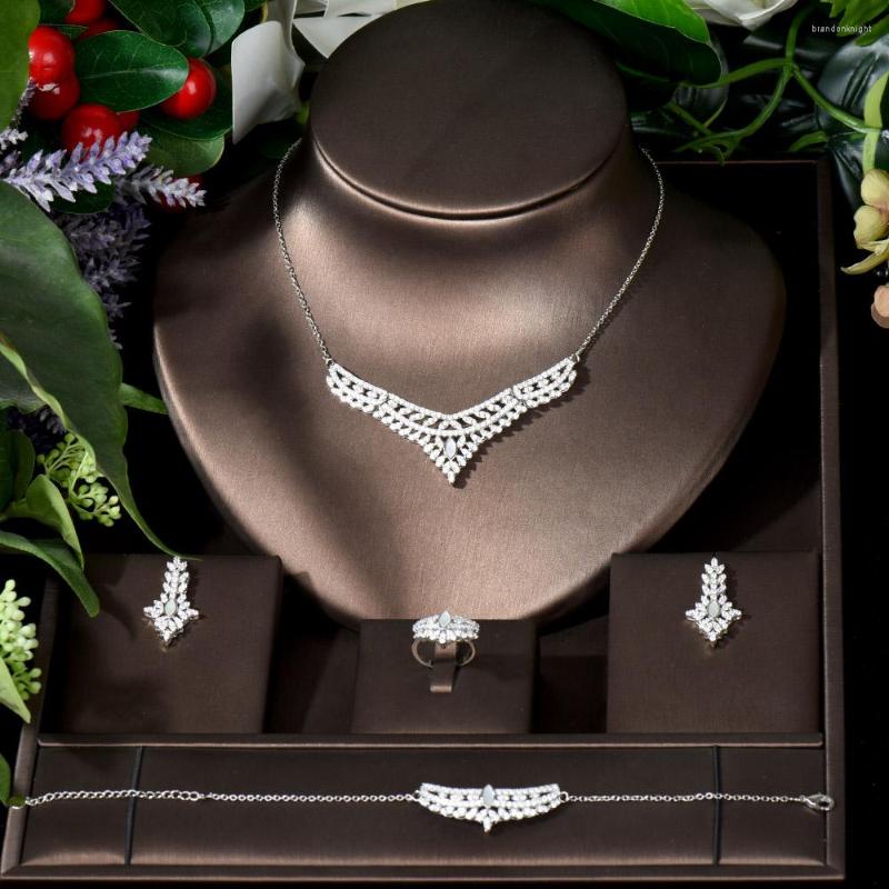 Necklace Earrings Set Fashion Simple 4pcs Cubic Zirconia And Earring Chain Link Jewelry For Dubai Nigeria Women Wedding Bijoux N-764, Picture shown
Necklace Earrings Set Fashion Simple 4pcs Cubic Zirconia And Earring Chain Link Jewelry For Dubai Nigeria Women Wedding Bijoux N-764, Picture shown