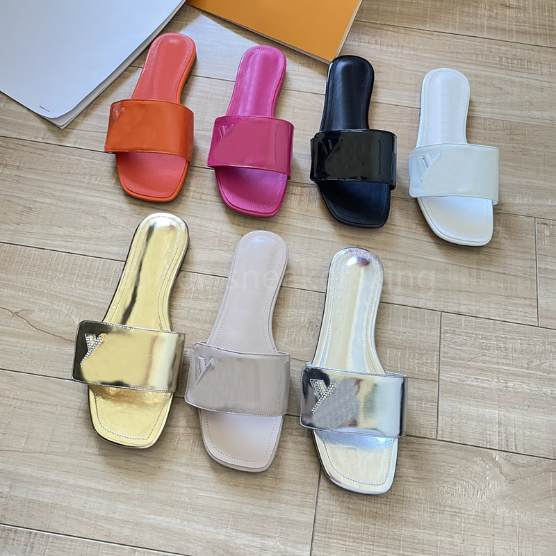 Designer Slippers Women Fashion Slides Sandals Outdoor Anti slip Vintage Shoes Embroidered Rubber Beach Shoes Printed Flat Shoes With box 35-42, 15
Designer Slippers Women Fashion Slides Sandals Outdoor Anti slip Vintage Shoes Embroidered Rubber Beach Shoes Printed Flat Shoes With box 35-42, 15