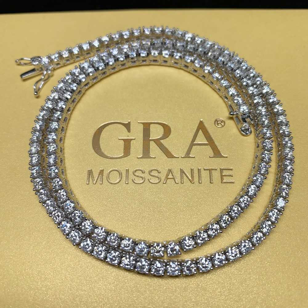 18 Inches Best Seller Fashion Mens Miami Cuban Chain Link Iced Out Diamond Gold Silver Plated Hip Hop Jewelry Necklace
18 Inches Best Seller Fashion Mens Miami Cuban Chain Link Iced Out Diamond Gold Silver Plated Hip Hop Jewelry Necklace