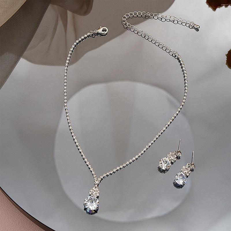 Necklace Earrings Set Bride Wedding Korean Version Temperament For Dating Shopping Outfit Accessory, Picture shown
Necklace Earrings Set Bride Wedding Korean Version Temperament For Dating Shopping Outfit Accessory, Picture shown