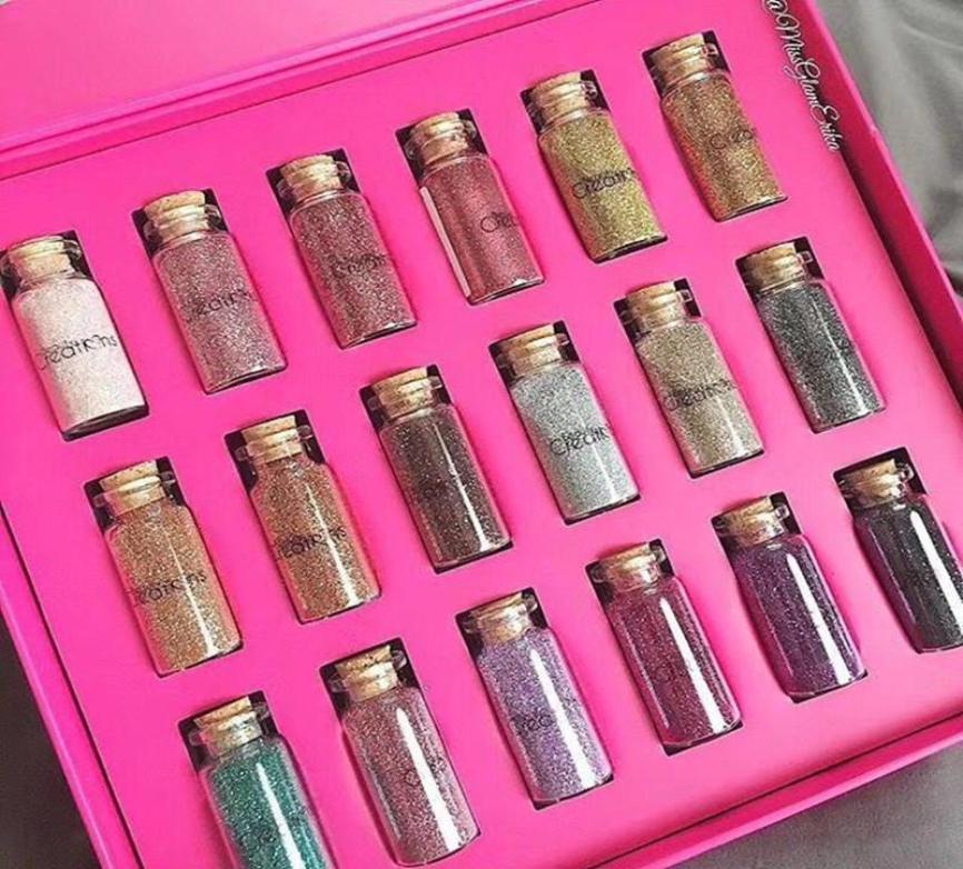 New PAT MCGRATH LABS Mothership I II III Eyeshadow Palette 10 Shades Subliminal Sublime Subversive Eye Shadow Longlasting Eyesh6276351, Multi
New PAT MCGRATH LABS Mothership I II III Eyeshadow Palette 10 Shades Subliminal Sublime Subversive Eye Shadow Longlasting Eyesh6276351, Multi