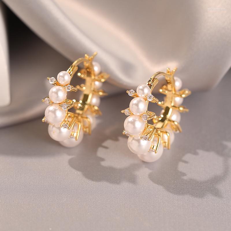 Hoop Earrings European And American Light Luxury Pearl Elegant 2023 Fashion Jewelry Party Accessories
Hoop Earrings European And American Light Luxury Pearl Elegant 2023 Fashion Jewelry Party Accessories