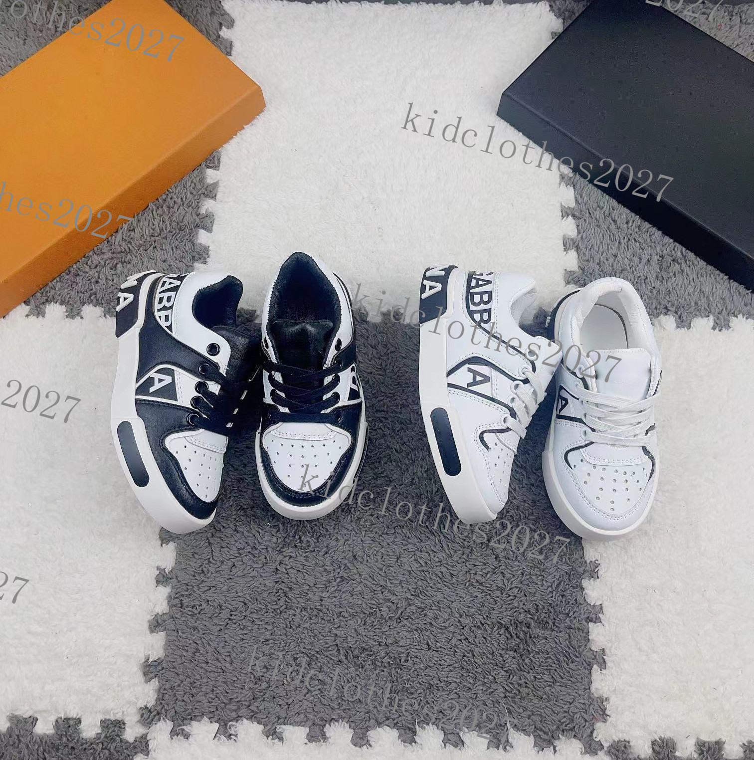 2023 Boys Girls Shoes Fashion Kids Comfortable Children Leather Casual Sneakers High quality Running Shoes Lluxury designer Sneakers top brand, 1#
2023 Boys Girls Shoes Fashion Kids Comfortable Children Leather Casual Sneakers High quality Running Shoes Lluxury designer Sneakers top brand, 1#