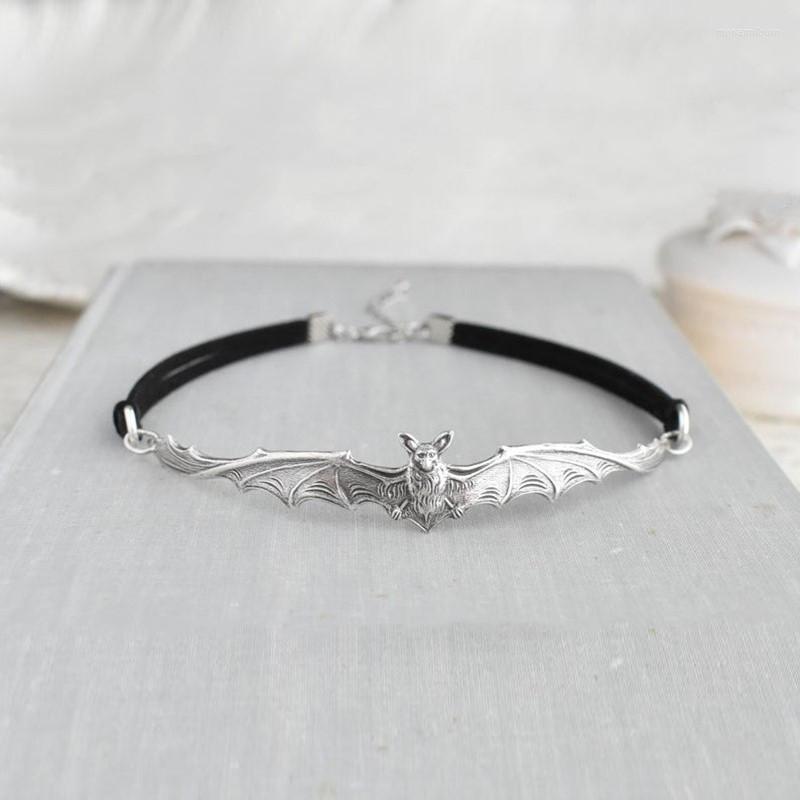 Choker Gothic Vintage Bat Pendant Necklace Halloween Witch Jewelry Gift For Women Girl Fashion Wholesale Accessories
Choker Gothic Vintage Bat Pendant Necklace Halloween Witch Jewelry Gift For Women Girl Fashion Wholesale Accessories