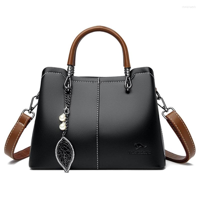 Evening Bags Fashion Multi-pocket Handbag Luxury Designer 2023 Trend Shoulder Bag High Quality Leather Women's Messenger Top Hand Sac, Beige
Evening Bags Fashion Multi-pocket Handbag Luxury Designer 2023 Trend Shoulder Bag High Quality Leather Women's Messenger Top Hand Sac, Beige