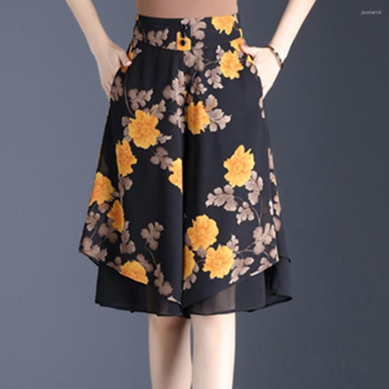 Women's Shorts Womens Summer Pants Flower Print Chiffon Knee-Length Ladies Casual Wide Leg For Women, Blue shorts
Women's Shorts Womens Summer Pants Flower Print Chiffon Knee-Length Ladies Casual Wide Leg For Women, Blue shorts