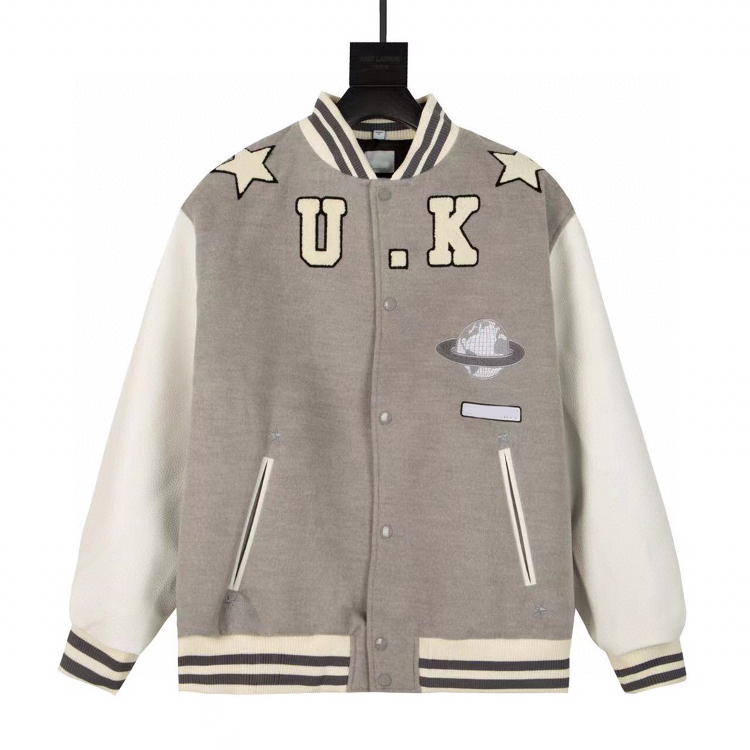 2023 Men designer Coat Jacket baseball star 1865 Emboss letter Leather sleeve long sleeve women gray -XL
2023 Men designer Coat Jacket baseball star 1865 Emboss letter Leather sleeve long sleeve women gray -XL