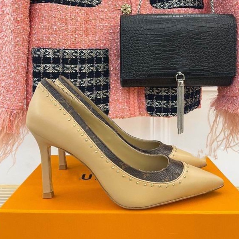 High-end sandals luxury designers personal fashion classic walk show high heels banquet dinner clothing brand shoes manufacturers promotional size 35-41, Beige
High-end sandals luxury designers personal fashion classic walk show high heels banquet dinner clothing brand shoes manufacturers promotional size 35-41, Beige