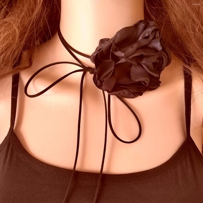 Pendant Necklaces Arrival Romantic Gothic Rose Collarbone Necklace Korean Women Fashion Adjustable Rope Head Accessories
Pendant Necklaces Arrival Romantic Gothic Rose Collarbone Necklace Korean Women Fashion Adjustable Rope Head Accessories