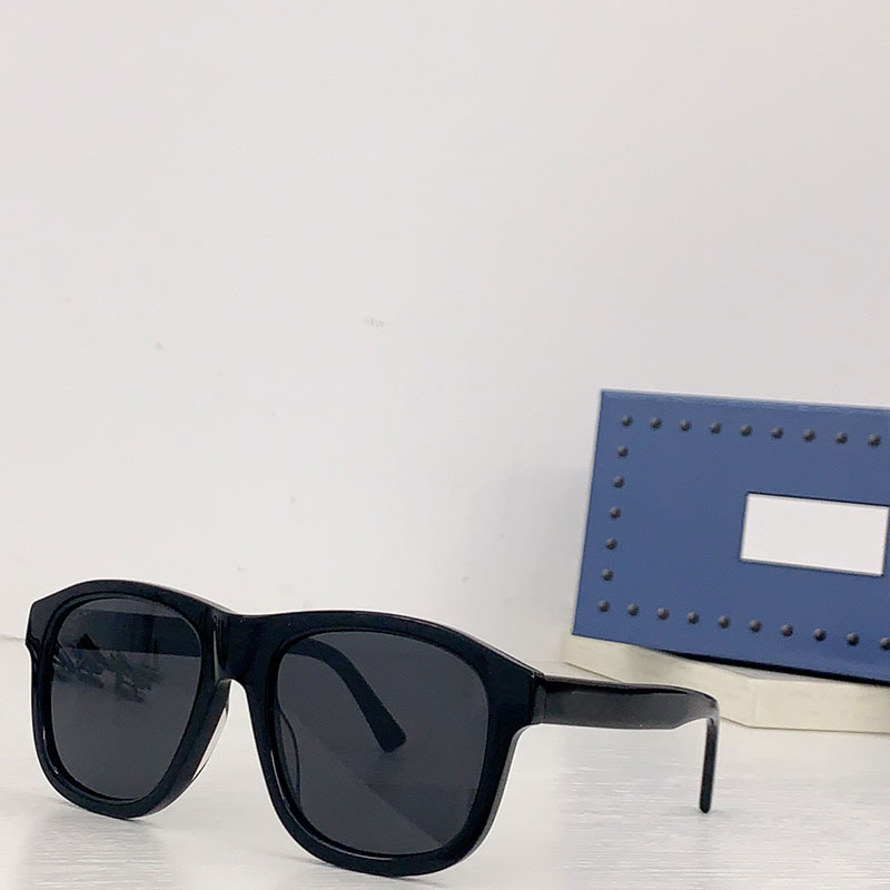 Designer Men and women sunglasses fashionable unique design GG1316S Quality style glasses luxury UV protection band box
Designer Men and women sunglasses fashionable unique design GG1316S Quality style glasses luxury UV protection band box
