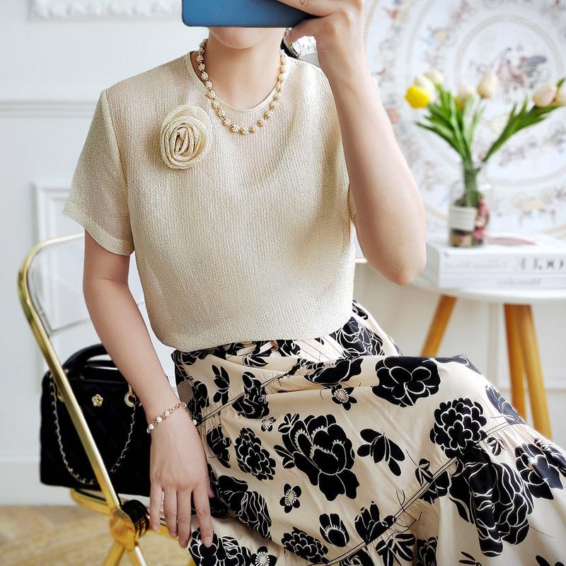 Women' T Shirts 2023 Summer Women' O-Neck T-shirt 3D Flower Special Woven Gold Thread Silk Loose Top, As the photo
Women' T Shirts 2023 Summer Women' O-Neck T-shirt 3D Flower Special Woven Gold Thread Silk Loose Top, As the photo
