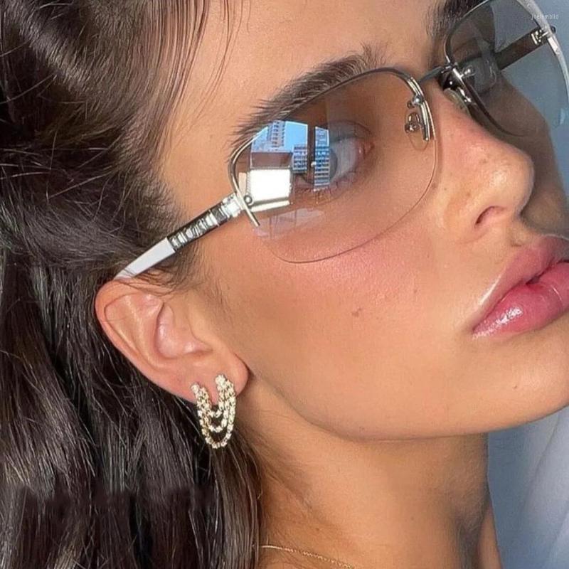 Sunglasses Fashion Diamond Frame Oval Rimless Women Men Y2K Personalized Sun Glasses Female UV400 Gradient Eyewear
Sunglasses Fashion Diamond Frame Oval Rimless Women Men Y2K Personalized Sun Glasses Female UV400 Gradient Eyewear