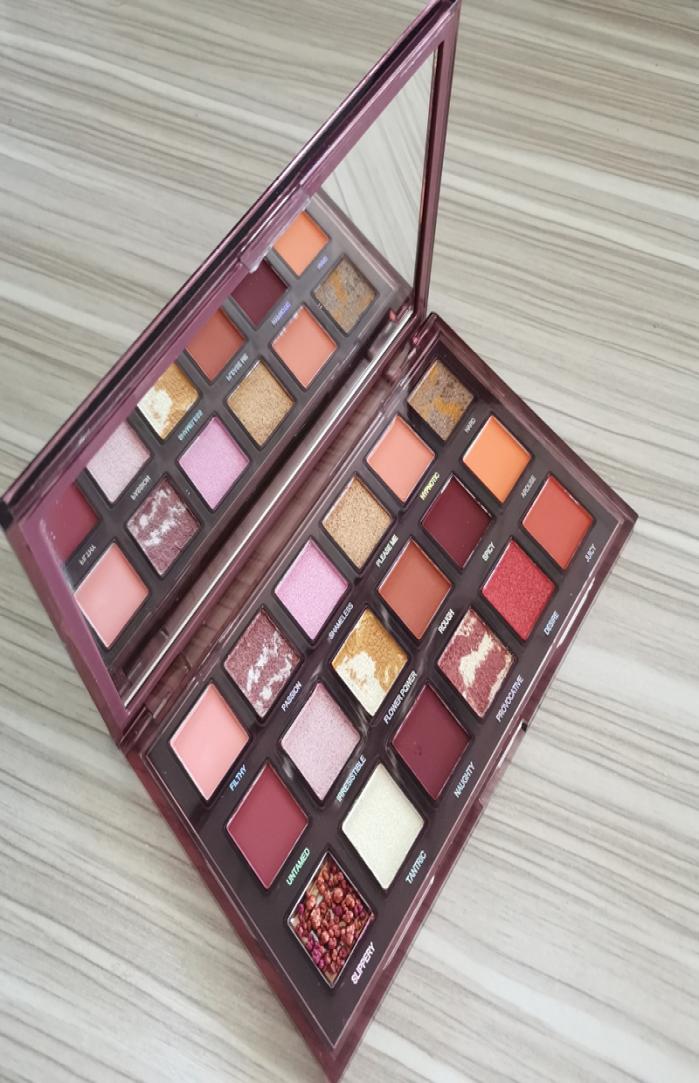 Newest Brand Cosmetics Naughty Nude Eyeshadow Palette 18 colors Matte and Shimme Eyeshadow Palette Christmas gift 8628085, Multi
Newest Brand Cosmetics Naughty Nude Eyeshadow Palette 18 colors Matte and Shimme Eyeshadow Palette Christmas gift 8628085, Multi