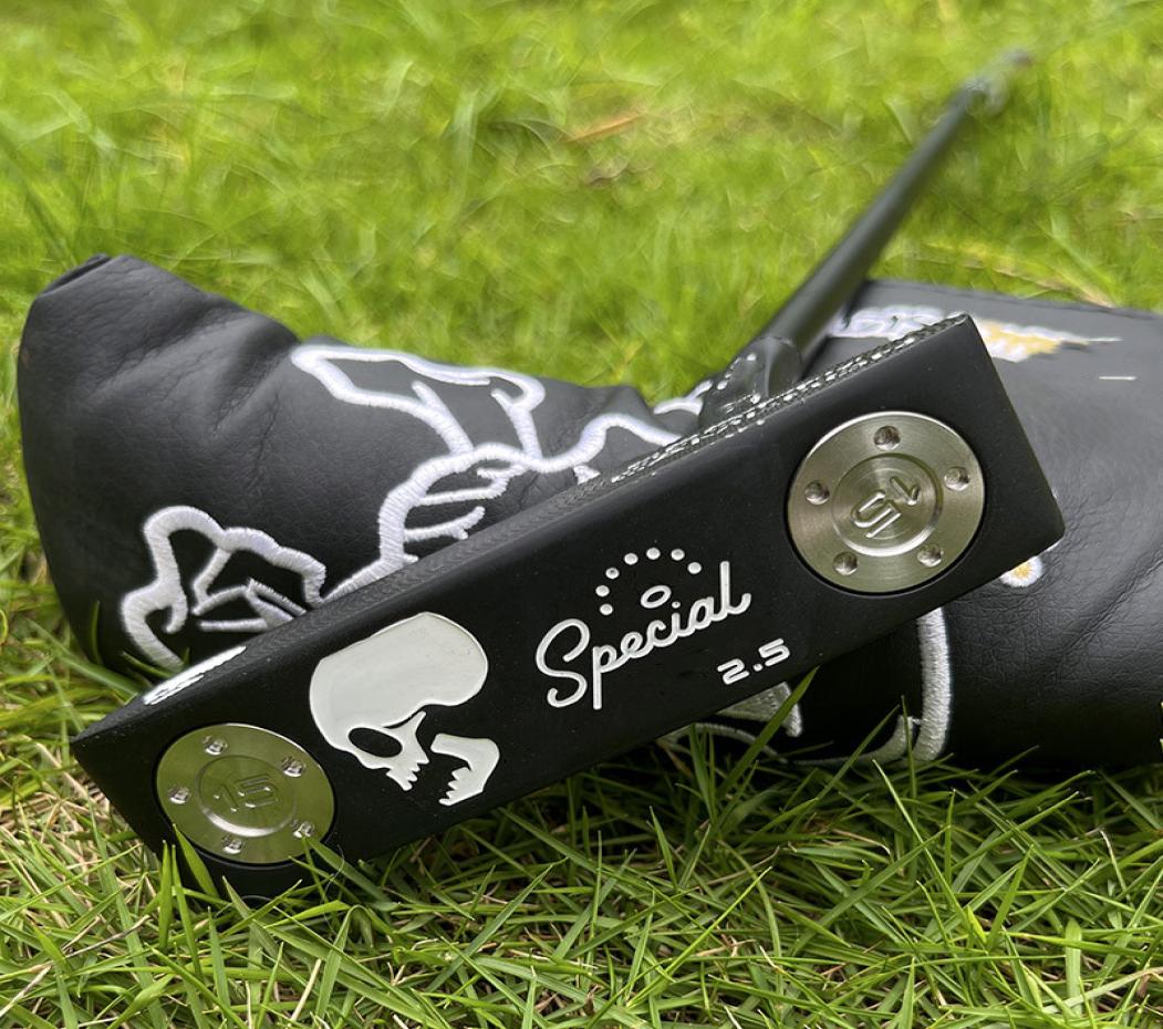 Men039s Golf Putter Newport25 Skull Black 32333435 Inches with Headcover Right handed4814988
Men039s Golf Putter Newport25 Skull Black 32333435 Inches with Headcover Right handed4814988