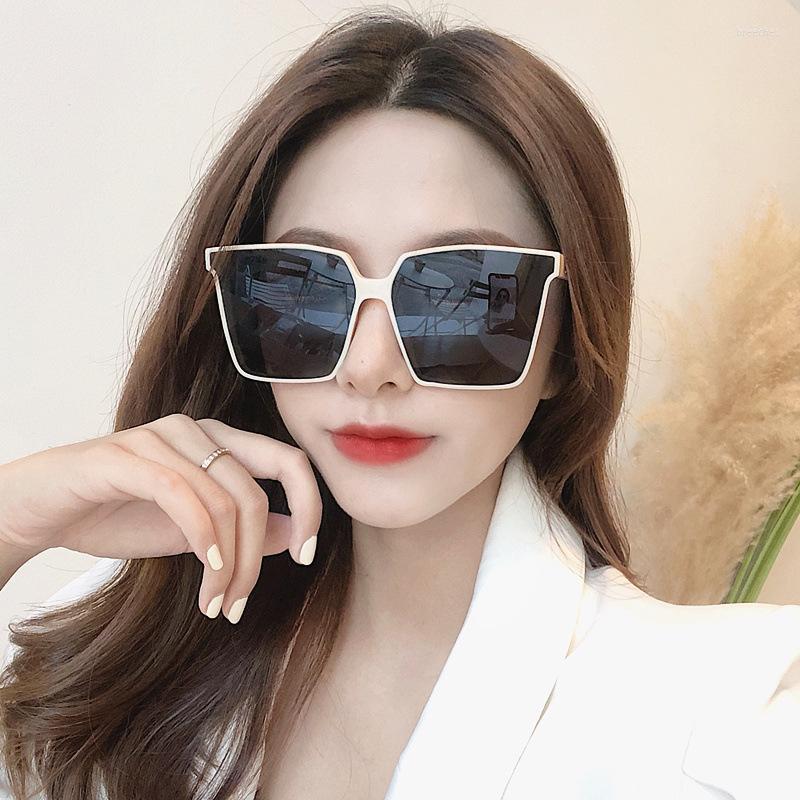 Sunglasses 2023 Square Fashion Big Frame Classic Men And Women Retro Luxury Outdoor Ladies Sun Glasses
Sunglasses 2023 Square Fashion Big Frame Classic Men And Women Retro Luxury Outdoor Ladies Sun Glasses