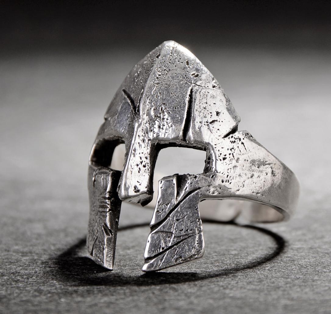 Personality Retro Spartan Hero Helmet Mask Rings for Men Fashion Individuality Ornaments Cool Biker Punk Rock Rap Rings For Male9848813
Personality Retro Spartan Hero Helmet Mask Rings for Men Fashion Individuality Ornaments Cool Biker Punk Rock Rap Rings For Male9848813