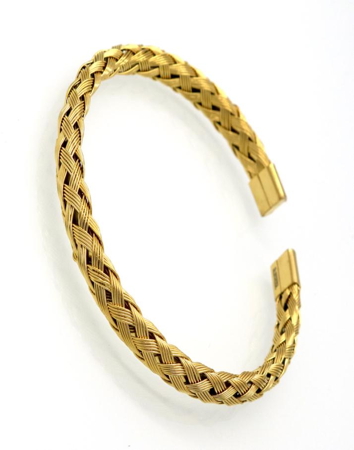 Whole Luxury Stainless Steel ed Chain Cable Bracelet Men Gold Plated Open Cuff Bracelets Bangles Plait wire Jewelry4973829
Whole Luxury Stainless Steel ed Chain Cable Bracelet Men Gold Plated Open Cuff Bracelets Bangles Plait wire Jewelry4973829