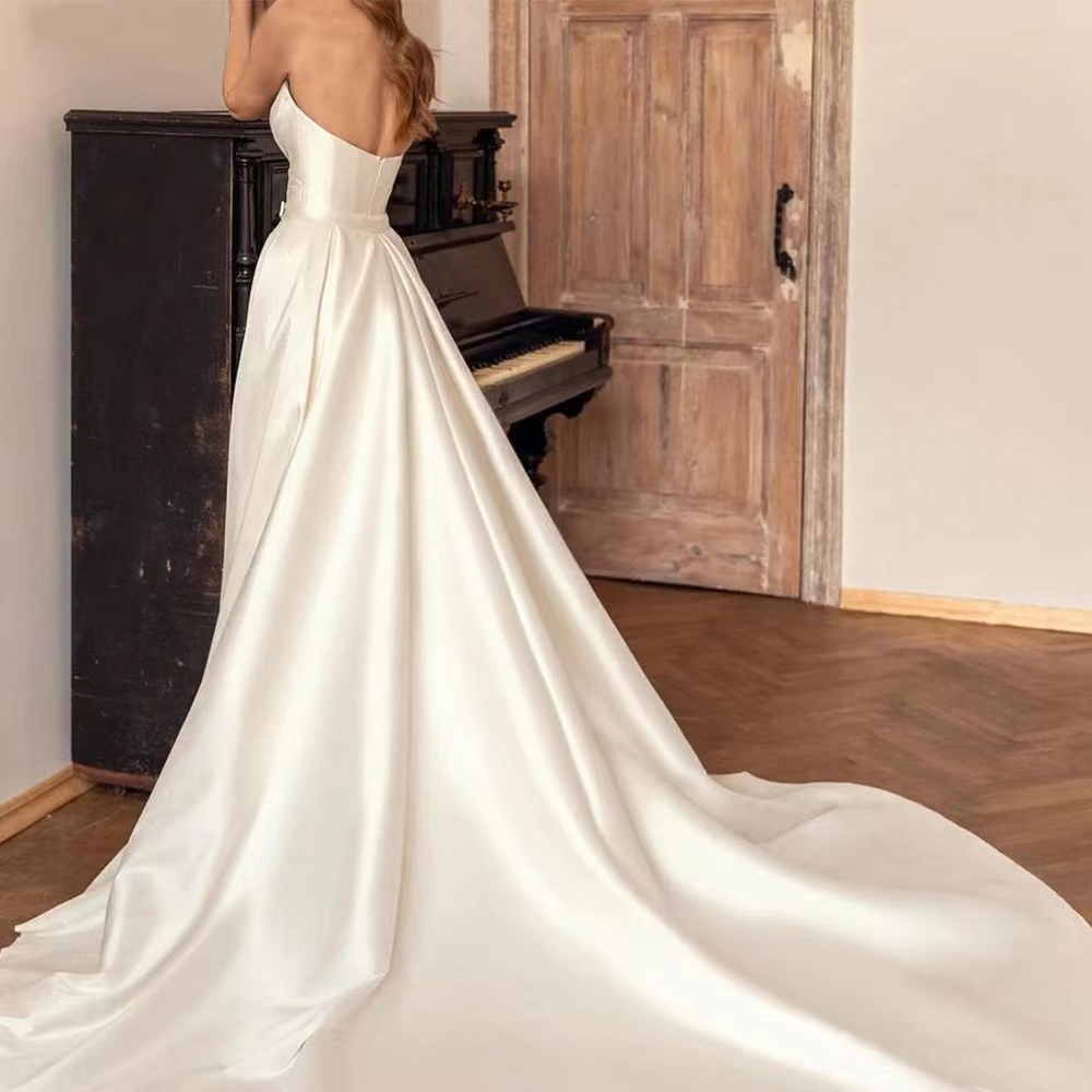 Elegant White Mermaid Wedding Dresses With Overskirt Sweetheart Pleat Ruffles Tiered Skirt Organza Custom Chapel Train Formal Bridal Gowns Vestido De 