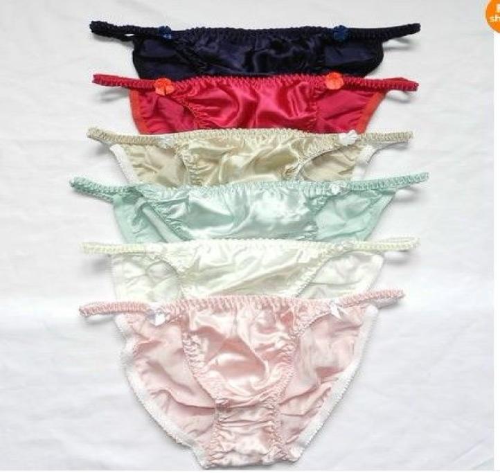 6 Pairs Pure Silk Women039s soft Knickers Panties Size MW30039039330390398228255, Multi
6 Pairs Pure Silk Women039s soft Knickers Panties Size MW30039039330390398228255, Multi