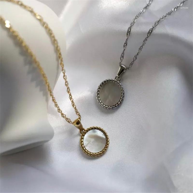 Pendant Necklaces European And American Cold Wind Ins Shell Round Titanium Steel Necklace Women's Net Red Temperament Clavicle Neck
Pendant Necklaces European And American Cold Wind Ins Shell Round Titanium Steel Necklace Women's Net Red Temperament Clavicle Neck