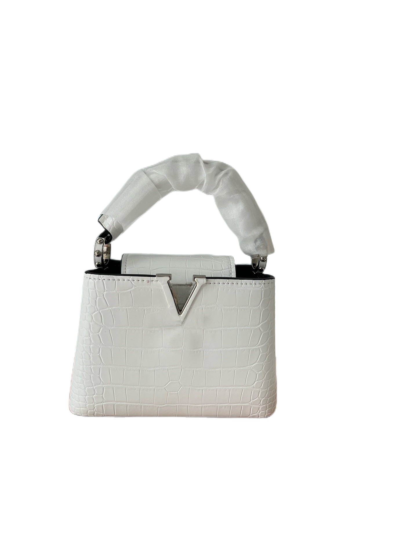New simple and generous shoulder bag, gentle and romantic cream handbag, high-quality leather material advanced wear-resistant, suitable for any occasion, White
New simple and generous shoulder bag, gentle and romantic cream handbag, high-quality leather material advanced wear-resistant, suitable for any occasion, White