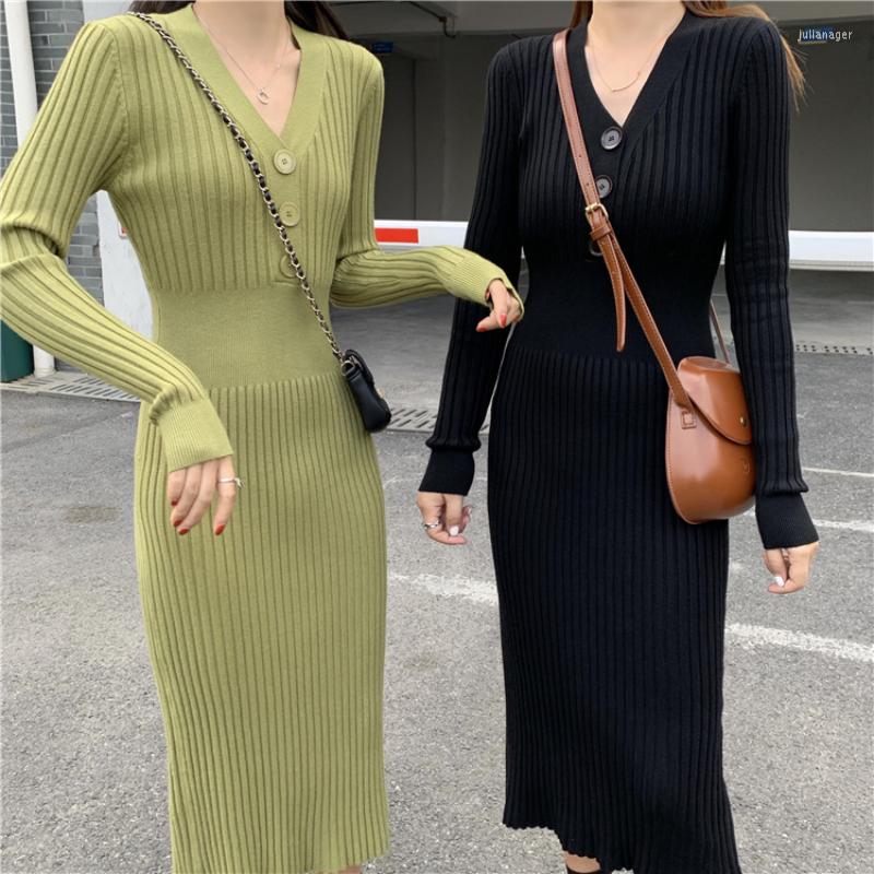 Casual Dresses Autumn Temperament V-Neck Kintted Dress Women Long Sleeve High-Waist Sweater Midi Female Slim Base Women's Robe, Black
Casual Dresses Autumn Temperament V-Neck Kintted Dress Women Long Sleeve High-Waist Sweater Midi Female Slim Base Women's Robe, Black