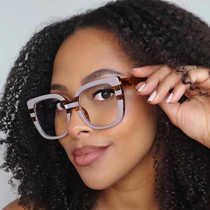 Sunglasses Fashion Square For Women Anti Light Blue Retro Glasses Leopard Frame Clear Lenses Eyewear UV400 Shades SG135
Sunglasses Fashion Square For Women Anti Light Blue Retro Glasses Leopard Frame Clear Lenses Eyewear UV400 Shades SG135