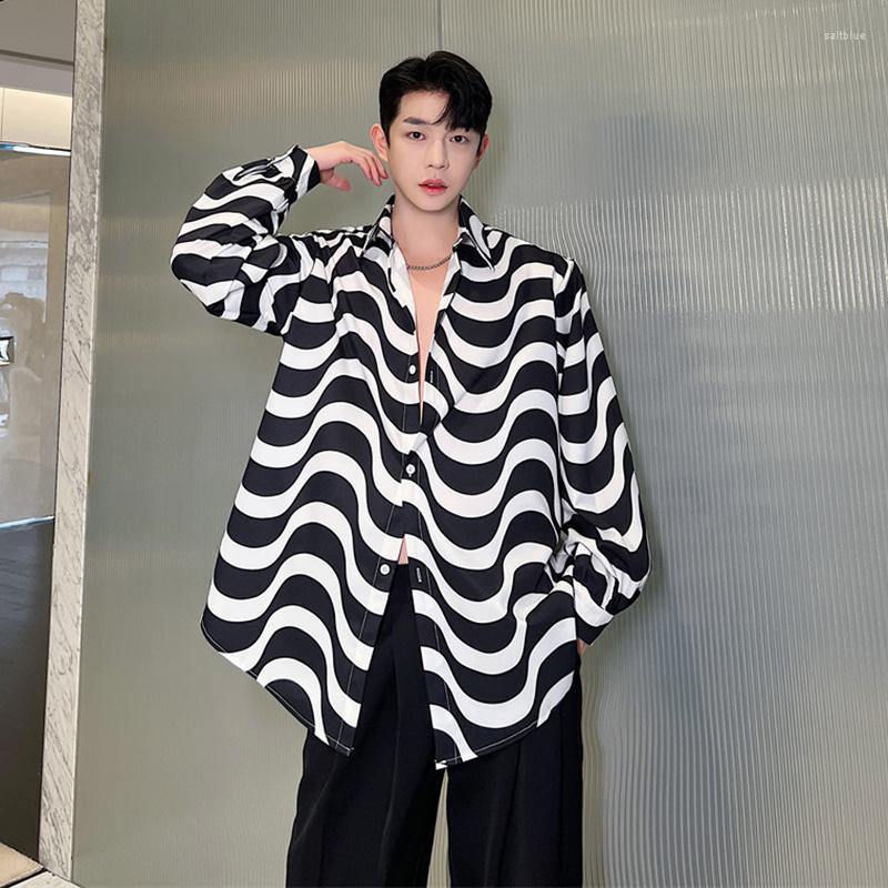 Men's Casual Shirts SYUHGFA Korean Summer Stylish Printing Men's Wave Striped Male Long Sleeve Cardigan 2023 Streetwear Tops, Black
Men's Casual Shirts SYUHGFA Korean Summer Stylish Printing Men's Wave Striped Male Long Sleeve Cardigan 2023 Streetwear Tops, Black