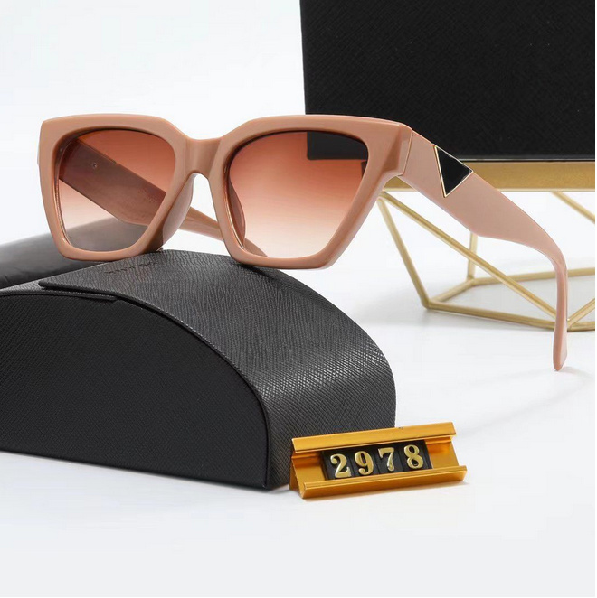 Fashion Designer Sunglasses Goggle Beach Sun Glasses For Man Woman 6 Color Optional Good Quality AAA56
Fashion Designer Sunglasses Goggle Beach Sun Glasses For Man Woman 6 Color Optional Good Quality AAA56