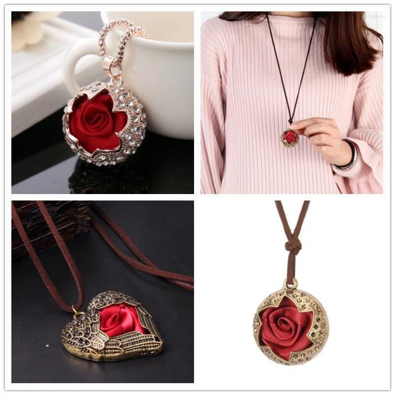 Pendant Necklaces 2023 Personality Cool Trendy Red Blue Rose Long Necklace All Match Style Shining Clothing Sweater Chain For Women Jewelry
Pendant Necklaces 2023 Personality Cool Trendy Red Blue Rose Long Necklace All Match Style Shining Clothing Sweater Chain For Women Jewelry