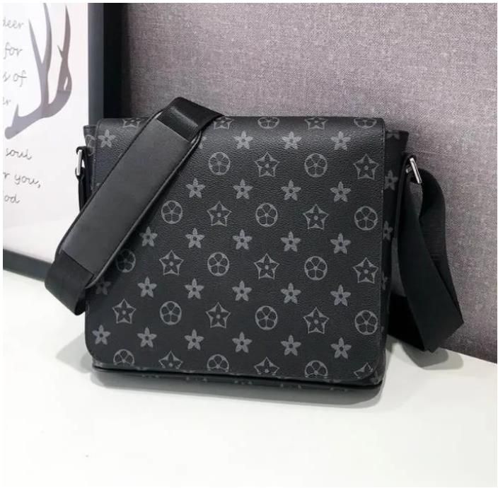 Lockit Handbagcanvas leather Designers Messenger Bag Famous Trip Postman Classic Handbag Briefcase Crossbody Good quality louiseitys Purse viutonitys, No bag
Lockit Handbagcanvas leather Designers Messenger Bag Famous Trip Postman Classic Handbag Briefcase Crossbody Good quality louiseitys Purse viutonitys, No bag