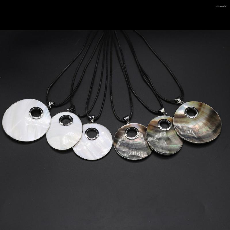 Pendant Necklaces Rope Chain Natural Freshwater White Black Round Oval Shell Summer Beach Decorative Jewelry Accessories Charming Gift
Pendant Necklaces Rope Chain Natural Freshwater White Black Round Oval Shell Summer Beach Decorative Jewelry Accessories Charming Gift