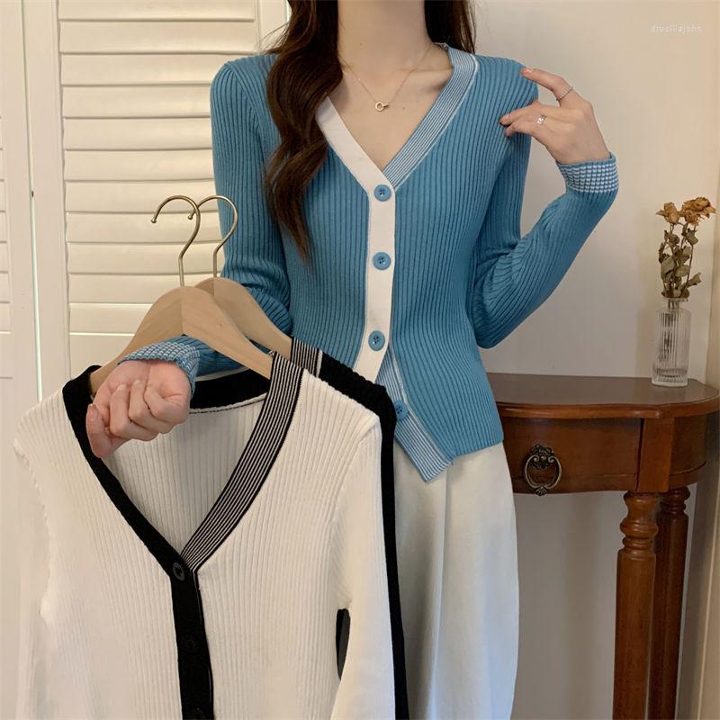 Women's Knits Ladies V Neck Long Sleeve Women Casual Korean Style Tee Japan Knitting Patchwork Cardigan Clothes Female Vintage Ropa Mujer, Black
Women's Knits Ladies V Neck Long Sleeve Women Casual Korean Style Tee Japan Knitting Patchwork Cardigan Clothes Female Vintage Ropa Mujer, Black