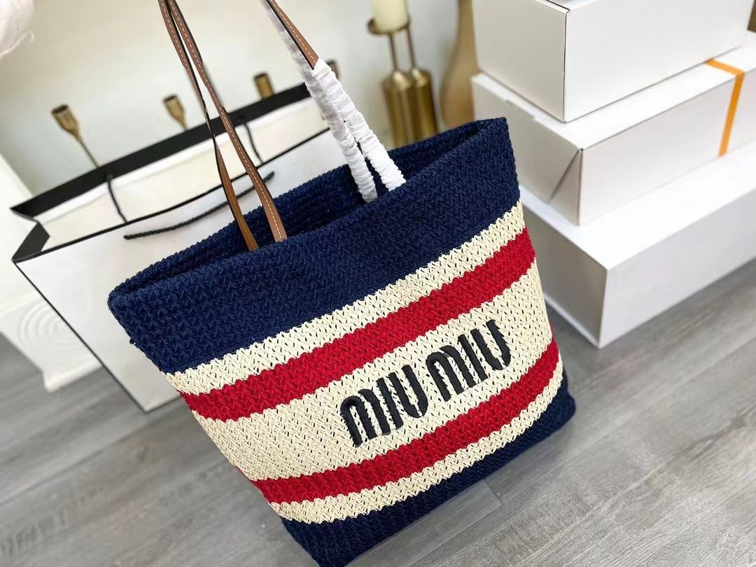 luxurys Women Totes handbags two MIU high quality shopping bag handbag hobo fashion linen Large Beach bags designer travel Shoulder
luxurys Women Totes handbags two MIU high quality shopping bag handbag hobo fashion linen Large Beach bags designer travel Shoulder