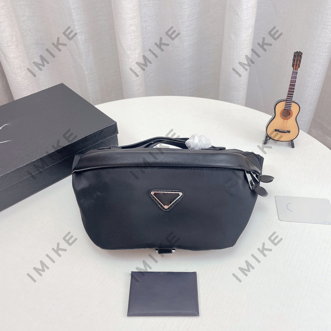 7A High-quality Fanny Pack Mobile Phone Bag Men's and women's Bag Purse Designer Luxury Side Nylon Tote Shoulder Pocket Purse Sports Bag, Beige 28*16
7A High-quality Fanny Pack Mobile Phone Bag Men's and women's Bag Purse Designer Luxury Side Nylon Tote Shoulder Pocket Purse Sports Bag, Beige 28*16