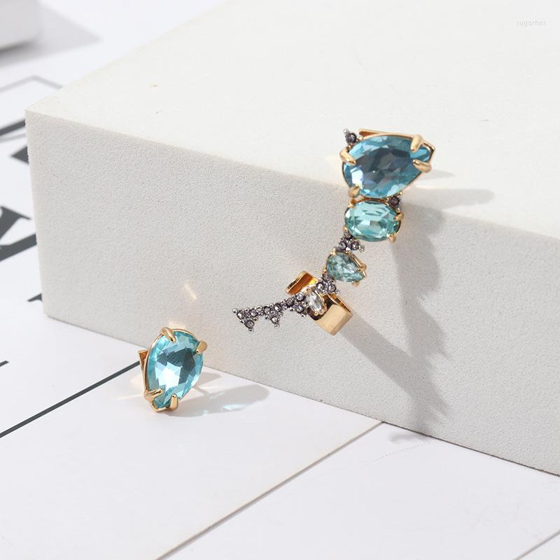 Stud Earrings European And American Designers Fashion Asymmetric Retro Jewelry For Woman 2023 Trend
Stud Earrings European And American Designers Fashion Asymmetric Retro Jewelry For Woman 2023 Trend