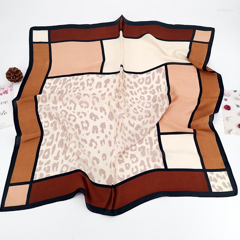 Scarves Silk Geometric Leopard Printing Women Small Square Scarf Female Multifunction Adult Fashion Ring
Scarves Silk Geometric Leopard Printing Women Small Square Scarf Female Multifunction Adult Fashion Ring